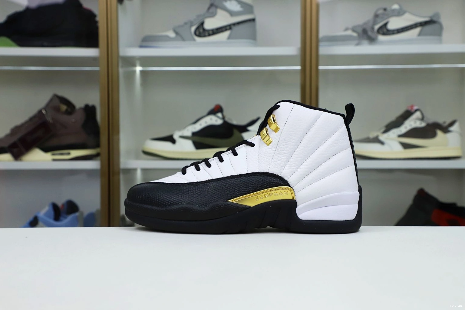 'ROYALTY' AIR 12 RETRO JORDAN 0920
